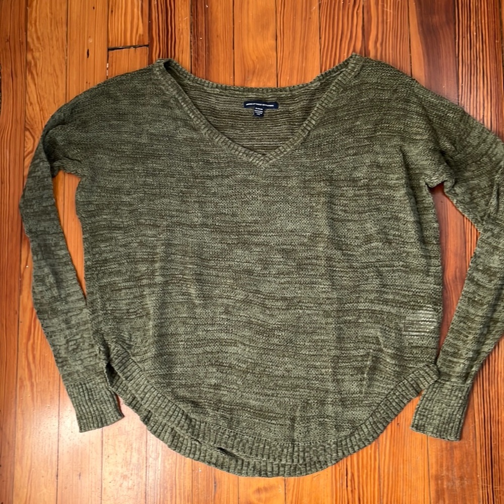 American Eagle Outfitters Green V-Neck Sweater